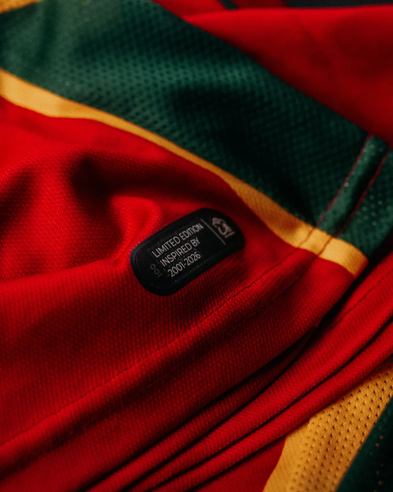 20260714 ESSEVE Ex RETROSHIRT 06467