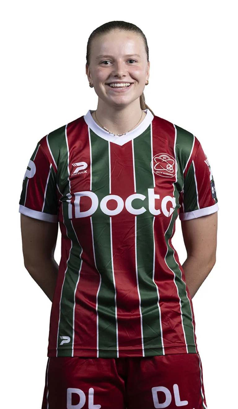 2627 Essevee Women Josephine Van den Broecke defender 014